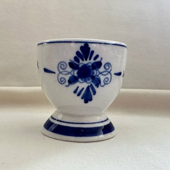 Vintage Elesva Holland Egg Cup - Picture 3 of 7